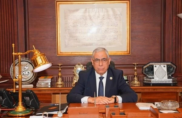 احذروا.. ضبط وإحضار 82 متهما بسبب تجاوز السرعات المقررة على الطرق النائب العام حسام عمارواصلت النيابة العامة اتخاذ الإجراءات القانونية حيال مرتكبي