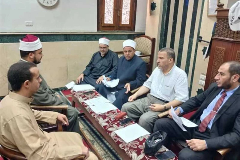 أوقاف أسيوط تجري الاختبارات الشفوية لخريجي معهد إعداد المحفظين عقدت مديرية الأوقاف بأسيوط اليوم الاثنين الاختبارات الشفوية للمتقدمين لاستخراج كارنيه