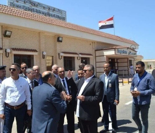 لجنة التفتيش الأمني والبيئي العليا تتفقد مطاري العلمين ومرسى مطروح الطيار منتصر مناع نائب وزير الطيران المدنينجلاء غنيمأجرت اللجنة العليا للتفتيش الأمني والبيئي المشكلة برئاسة الطي