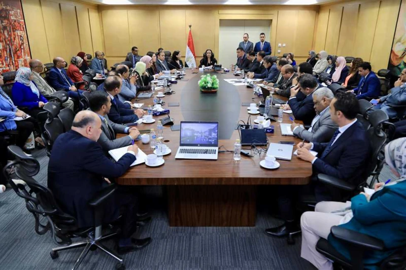 في اجتماعها بقيادات التضامن.. مايا مرسي: ضرورة تحسين جودة الخدمات المقدمة للمواطنين عقدت الدكتورة مايا مرسي وزيرة التضامن الاجتماعي، اليوم، اجتماعا