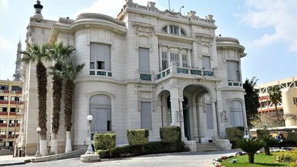 جامعة عين شمس تصدر بيانا بشأن الاعتداء على الأطقم الطبية بالمستشفى التخصصي أوضح إدارة جامعة عين شمس - تعقيبا على الفيديوهات المنتشرة على مواقع