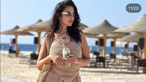 درة بفستان كب شيفون وإطلالة رومانسية.. صورنشرت النجمة درة، صورا جديدة لها عبر خاصية ستوري من خلال حسابها الشخصي على موقع تبادل الصور والفيديوهات