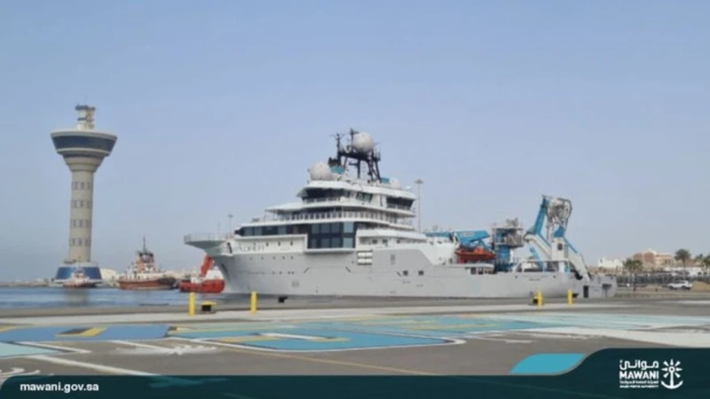 خدمة شحن ميناء الملك عبدالعزيز بالدمام تربط السعودية بموانئ الشرق الأقصى شاهد المقال التالي من صحافة السعودية عن خدمة شحن ميناء الملك عبدالعزيز