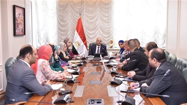 جبران يوجه بتشكيل لجنة لتوفير عمالة مدربة لمشروع الضبعة النوويةوجه محمد جبران وزير العمل اليوم الأحد، الإدارات المختصة بالوزارة بتشكيل لجنة مشتركة مع الشركات المنفذة لمشروع محطة ال