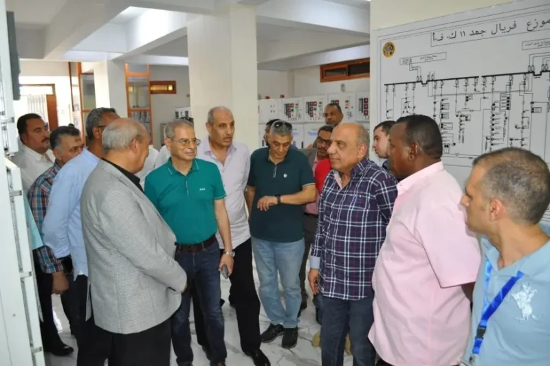 محمود عصمت يتفقد شركة مصر العليا لتوزيع الكهرباء ومركز خدمة العملاء في أسوانخلال زيارته إلى محطة توليد كهرباء السد العالي في اسوان، قام الدكتور محمود عصمت، وزير الكهرباء والطاقة ال