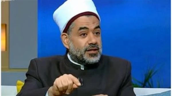 أمين الفتوى يهنئ الدكتور عياد لتعيينه مفتيا للجمهوريةهنأ أمين الفتوى بدار الإفتاء المصرية الدكتور خالد عمران، الدكتور نظير عياد؛ لصدور قرار الرئيس