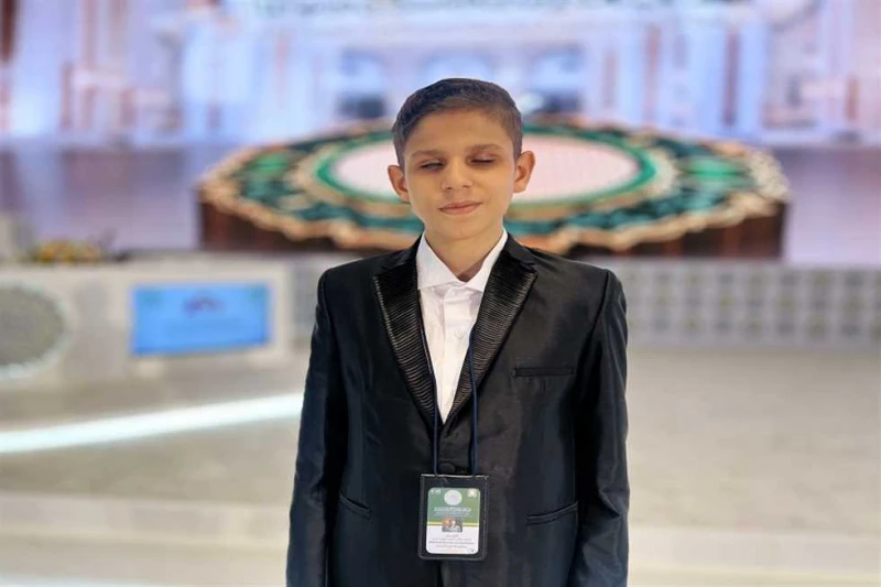 طفل مصري من ذوي الاحتياجات ينافس حفظة القرآن في مسابقة الملك عبدالعزيز الدولية جذب شبل كفيف من جمهورية مصر الأنظار خلال مشاركته في مسابقة الملك عبدالعزيز الدولية لحفظ القرآن الكريم