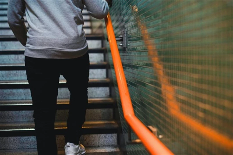 قد تلاحظها أثناء صعود السلالم.. احذر علامة تكشف سرطان الجلد لايف ستايل شاهد المقال التالي من صحافة مصر عن قد تلاحظها أثناء صعود السلالم احذر علامة