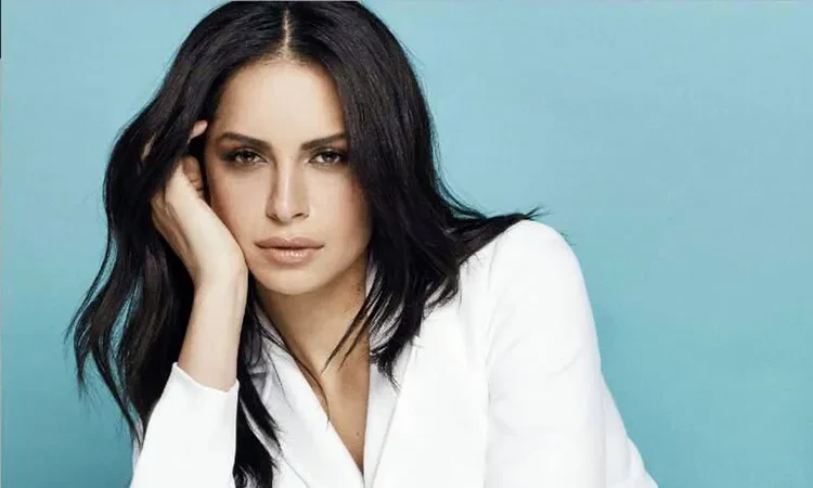 القنوات الناقلة لحفل أمال اليوم مباشر من مهرجان قرطاج تعرف على التالي القنوات الناقلة لحفل أمال اليوم مباشر من مهرجان قرطاج ، أعلنت الفنانة آمال