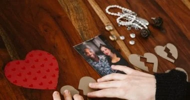 إزاى تتعاملى مع زوجك السابق خلال شهور العدة؟ اعرفى الإتيكيت بيقول إيه المرأة والمنوعات شاهد المقال التالي من صحافة مصر عن إزاى تتعاملى مع زوجك السابق خلال شهور العدة؟ اعرفى الإتيكي