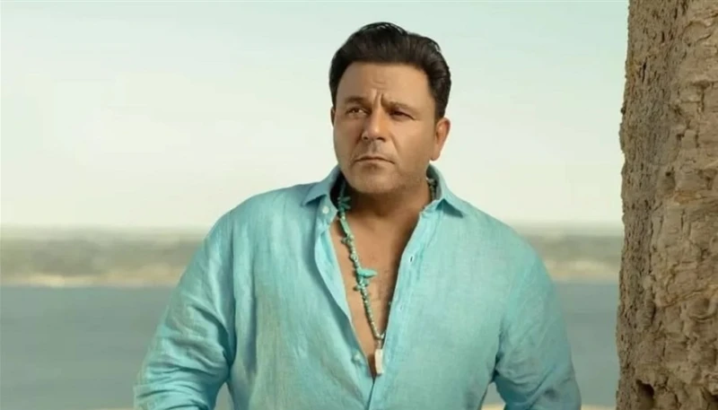 إخلاء سبيل الفنان المصري محمد فؤاد من النيابة العامة افاق عربية - أخلت النيابة العامة بالقاهرة، سبيل الفنان محمد فؤاد، بكفالة 10 آلاف جنيه (205