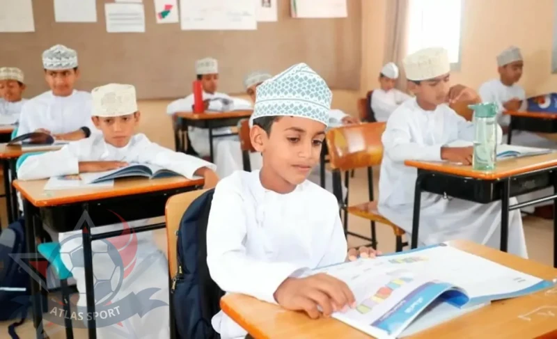 موعد الدخول المدرسي سلطنة عمان 2025 وفقا لقرار وزارة التربية العمانية وحدول الاجازات الرسمية في العام الدراسي المقبل .() أزدادت عمليات البحث الاخيرة من قبل الطلاب واولياء الامور لم