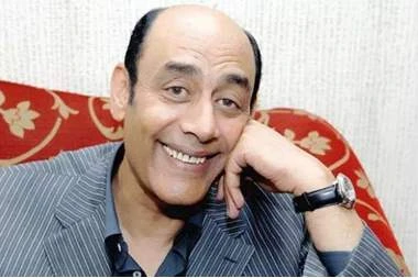أحمد بدير يكشف عن المسرحية الأقرب لقلبه.. فما هي؟ افاق عربية - كشف الفنان المصري أحمد بدير عن المسرحية الأقرب إلى قلبه من كافة الأعمال المسرحية التي