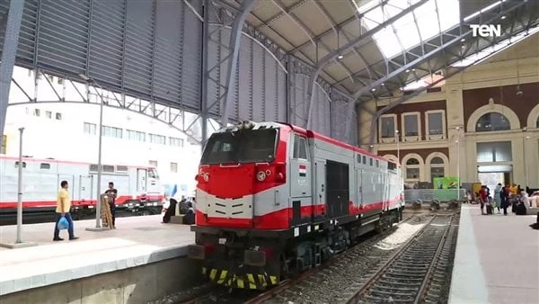 مواعيد قطارات السكة الحديد على خطي القاهرة - الإسكندرية والصعيد.. اليوميقدم افاق عربية جدول مواعيد القطارات المكيفة والروسية على خط القاهرة -