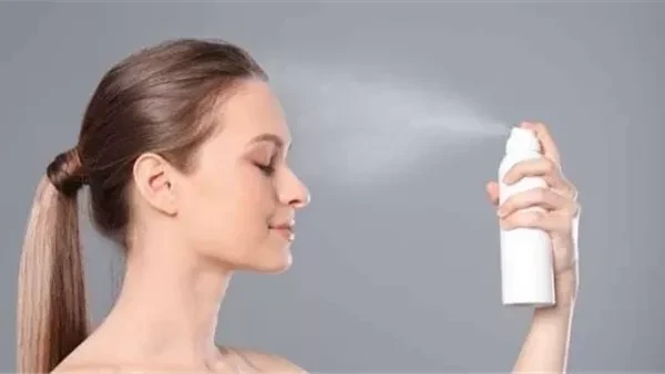 الحد المسموح به لزينة المرأة خارج المنزل.. أمين الفتوى يوضحقال الدكتور محمود شلبي، أمين الفتوى بدار الإفتاء المصرية، إن هناك زينة يباح للمرأة أن