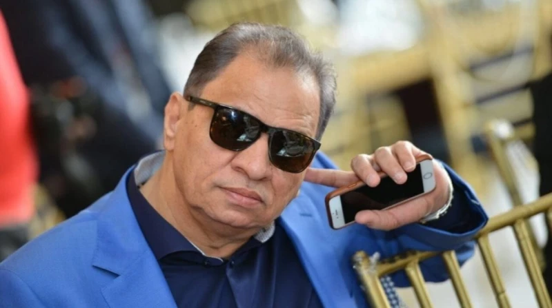 أحمد السبكي يكشف حقيقة تأجيل عرض فيلم الملحد (خاص) نفى المنتج أحمد السبكي، تأجيل عرض فيلم الملحد إلى أجل غير مسمى، والتراجع عن عرضه في الموعد الذي