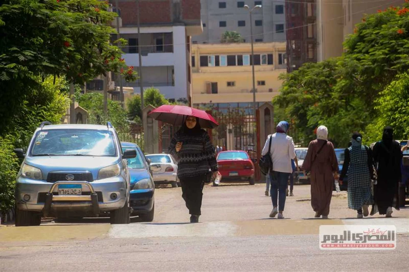 برمال وأتربة درجات الحرارة تتجاوز ال45.. الأرصاد تكشف حالة الطقس غدا السبت 10-8-2024 يتوقع خبراء هيئة الأرصاد الجوية أن تشهد حالة الطقس غدا السبت