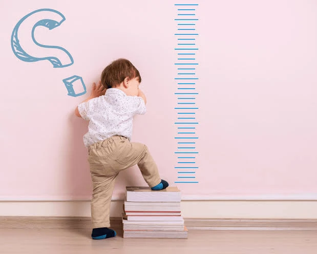 9 أطعمة تساعد على زيادة الطول!كشفت دراسة جديدة لائحة تضم 9 أطعمة توفر العناصر الغذائية الأساسية التي تدعم النمو الأمثل وزيادة الطول وترتبط بالأدلة