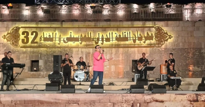 إيهاب توفيق يحيي حفلا غنائيا في مهرجان القلعة - بالصورة تعرف على التالي إيهاب توفيق يحيي حفلا غنائيا في مهرجان القلعة - بالصورة، أحيا الفنان المصري