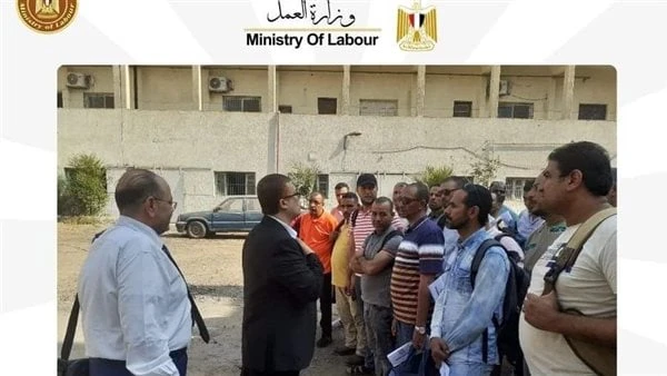 مديرية العمل بالجيزة تتابع برامج الفحص المهني للمتقدمين على وظائف بشركة سعوديةقال وكيل مديرية العمل بالجيزة محمد رمضان إنه تم متابعة برامج عملية