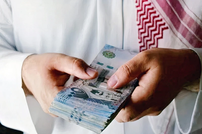 استلم الآن 150,000 ريال بدون كفيل وبالتقسيط على 5 سنوات لدى شركة النايفاتالمواطن السعودي الآن يستطيع استلام فوري 150 ألف ريال سعودي بدون كفيل أو ضامن