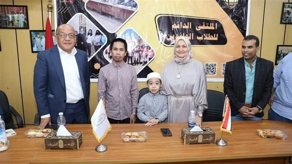 بحضور سفير الفلبين.. الصعيدي تحث الوافدين على الجد والاجتهاد والمشاركة في الأنشطة الطلابيةأقام مركز تطوير تعليم الوافدين والأجانب بالتعاون مع لجنة