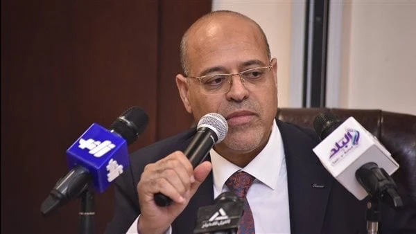 قائم على 3 محاور.. قصة مشروع يجمع بين الحكومة ومنظمة العمل الدوليةقال وزير العمل محمد جبران، إن تعزيز التعاون مع المنظمات الخارجية يأتي على رأس