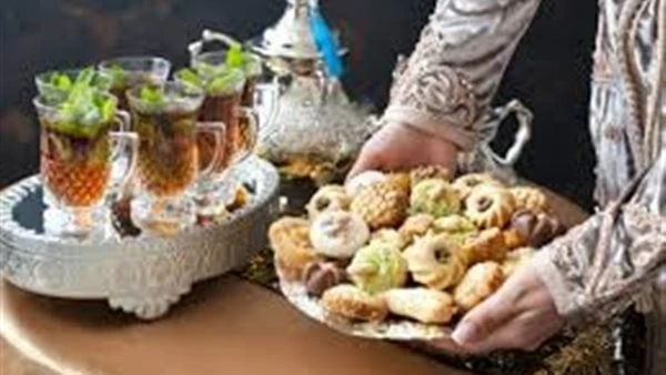 هل إكرام الضيف واجب أم فرض أم سنة؟.. 10 حقائق تهم البخلاءلعل السؤال عن هل إكرام الضيف واجب أم فرض أم سنة ؟، يعد أحد الأمور الحياتية التي يغفل عنها كثيرون رغم أن الأمثلة والشواهد عل