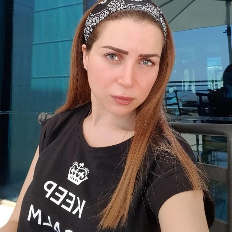 بعد محمد أنور.. مي عز الدين تؤدي عمرة عن المنتج حسام شوقي تعرف على التالي بعد محمد أنور.. مي عز الدين تؤدي عمرة عن المنتج حسام شوقي، أدت الفنانة مي