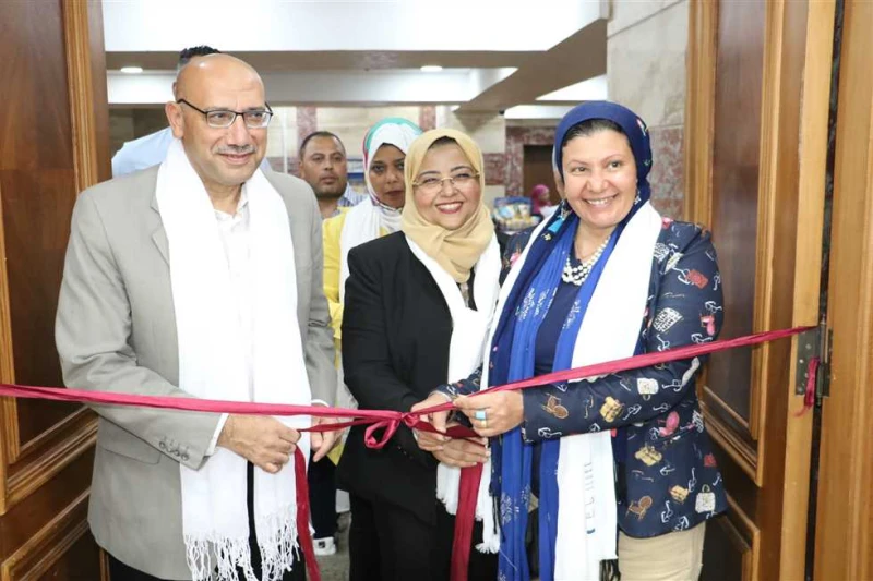 قصور الثقافة تختتم الملتقى ال17 لثقافة المرأة بالإسكندرية ضمن مشروع أهل مصر اختتم قصر ثقافة الأنفوشي، اليوم الثلاثاء، فعاليات الملتقى الثقافي السابع