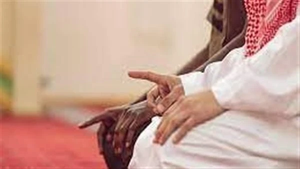 هل الدعاء بعد التشهد الأخير مستجاب.. احرص عليه كل صلاةقال الشيخ أحمد وسام، أمين الفتوى بدار الإفتاء المصرية، إن الدعاء بعد التشهد الأخير في الصلاة يجوز ولا إثم فيه.وورد سؤال للشيخ