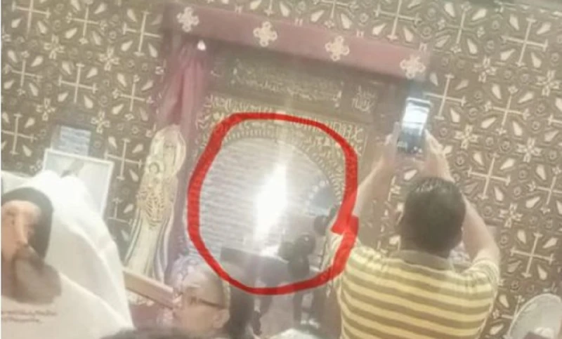 شاهد فيديو ظهور العذراء مريم بكنيستها بمسطرد خلال فترة صومها شاهد فيديو ظهور العذراء مريم بكنيستها بمسطرد خلال فترة صومها صوت المسيحي الحر شاهد فيديو