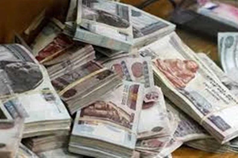 اقتصادية النواب: دراسة الحكومة زيادة الأجور ورفع الحد الأدنى مرة أخرى تحدي جديد أكد النائب حسن عمار، عضو مجلس النواب، أن ملف الأجور سيظل من أهم