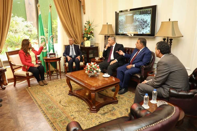 التنمية المحلية: 25 مليار جنيه استثمارات في مشروعات منظومة المخلفات الصلبة بالمحافظات أعلنت الدكتورة منال عوض، وزيرة التنمية المحلية، ضخ استثمارات