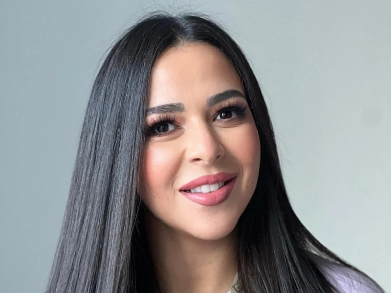 إيمي سمير غانم شاركت بالغناء في هذه الأعمال قبل كروانة في التلفزيون شاهد المقال التالي من صحافة السعودية عن إيمي سمير غانم شاركت بالغناء في هذه