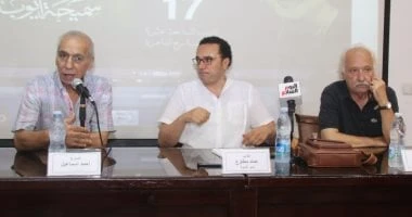 المخرج جمال قاسم عن فيلم الست بثينة: لم أر فى حياتى شخصا بهذه الصلابة والإرادة تعرف على التالي المخرج جمال قاسم عن فيلم الست بثينة: لم أر فى حياتى