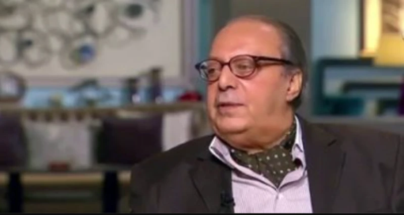 من هو أسامة عباس ويكيبيديا السيرة الذاتيةأسامة عباس، الفنان الكوميدي الشهير الذي كشف اليوم حقيقة اعتزاله الفن والتمثيل بعد مشوار مهني دام 55 عاما،