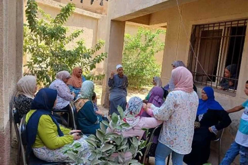 قومي المرأة بالشرقية: استهدفنا 69 قرية لتوعية المواطنين ضمن جلسات الدوار قالت الدكتورة عايدة عطية، مقررة فرع المجلس القومي للمرأة بالشرقية، إنه في إطار تنفيذ المشروع القومي لتنمية 