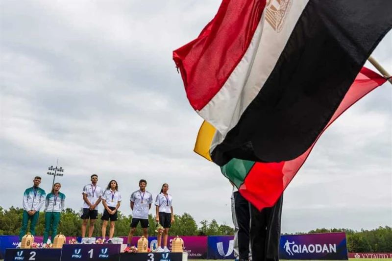 الطالبة زينة عامر تحصد ميداليتين ذهبيتين ببطولة العالم للجامعات للخماسي (تفاصيل) قدم مجلس جامعة مصر للمعلوماتية، التهنئة للطالبة زينة عامر المقيدة