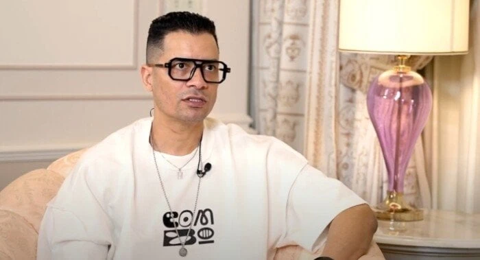 بعد اعتذاره للشعب التونسي.. نقابة الموسيقيين ترفع إيقاف حسن شاكوش عن الغناءأعلنت نقابة المهن الموسيقية برئاسة الفنان مصطفى كامل، عن إيقاف قرار حظر