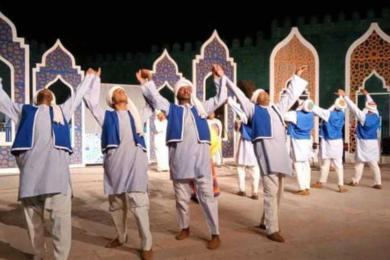 مشاركة أسوان للفنون الشعبية ب مهرجان العالم علمين في دورته الثانية تستعد فرقة أسوان للفنون الشعبية للعام الثانى على التوالى للمشاركة في مهرجان العالم