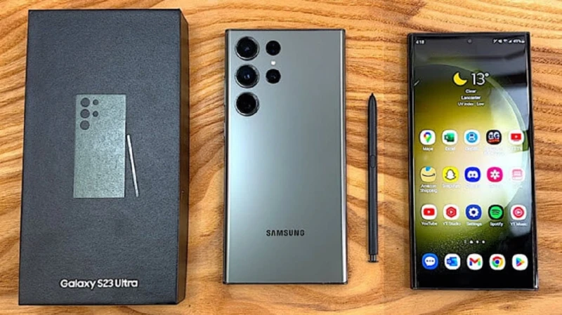 سامسونج تتربع علي القمة بهاتف ولا في الخيال 23 منافس أيفون 14 برو ماكسيعتبر من أكثر هواتف سامسونج التي تربعت على عرش أشهر وأقوى الجوالات في العالم،