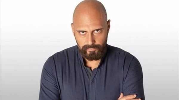 وليد فواز يحصد جائزة أفضل ممثل دور ثان بمهرجان همسة للآداب والفنون أعلنت إدارة مهرجان همسة الدولي للآداب و الفنون عن تكريم الفنان وليد فواز وجائزة