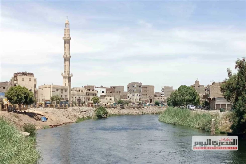 الأقصر ترفع درجة الاستعداد القصوى لمواجهة التقلبات الجوية والطقس أعلن المهندس عبدالمطلب عمارة محافظ الأقصر، عن رفع درجة الاستعداد القصوى بالمراكز