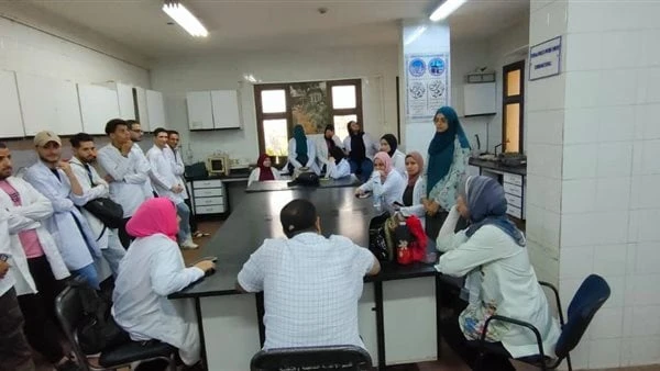 تكنولوجيا الأغذية يواصل تدريب طلاب الجامعات المصرية لإعداد خريج متميزقال الدكتور شاكر عرفات مدير معهد تكنولوجيا الأغذية التابع لمركز البحوث الزراعية