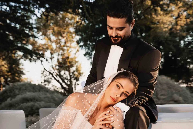 بالفيديو- بمناسبة زفافها من ناصيف زيتون دانييلا رحمة تستعرض هدايا المعجبين عبرت الممثلة اللبنانية، دانييلا رحمة، عن سعادتها الكبيرة بمحبة الجمهور