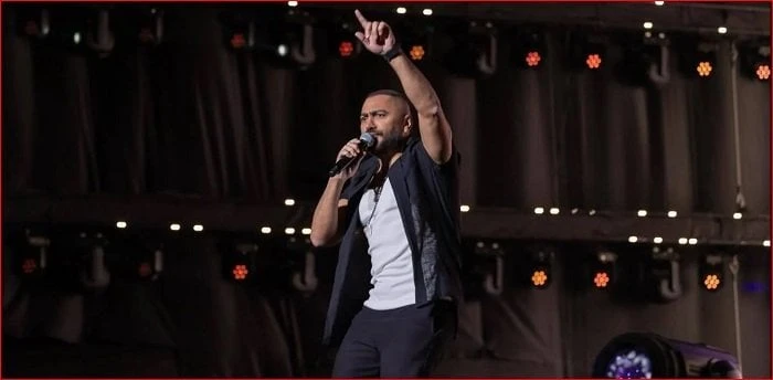 أول تعليق من تامر حسني بعد حفله في الرياض.. صورأعرب الفنان تامر حسني، عن سعادته بحفله الأخير، الذي أقامه يوم السبت الماضي، في الرياض بالسعودية، ضمن