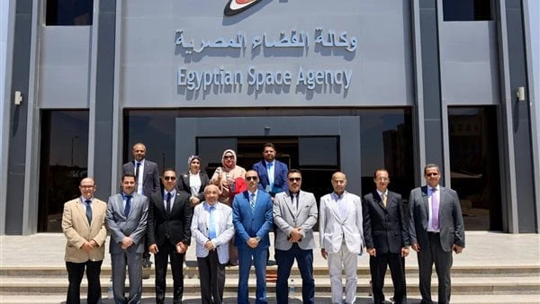 المهندسين تستعين بوكالة الفضاء المصرية للارتقاء بأداء العاملين بالمهنة وقع المهندس طارق النبراوي- نقيب المهندسين والدكتور شريف صدقي- الرئيس التنفيذي ل وكالة الفضاء المصرية بروتوكول