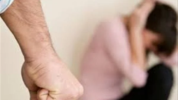 هل يجوز للزوجة طلب الطلاق بسبب الضرب؟.. لديك 3 حلول قبل الانفصاللعل ما يطرح السؤال عن هل يجوز للزوجة طلب الطلاق بسبب الضرب ؟، هو أنه وللأسف الشديد حال كثير من الزوجات اللاتي يتعرض 