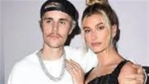 جاستن بيبر يتشاجر مع شبان قلقا على حمل زوجته هايليتداول رواد مواقع التواصل الاجتماعي فيديو رصد المغني الكندي جاستن بيبر خلال مشادة كلامية مع مجموعة من المراهقين، خوفا على حمل زوجته